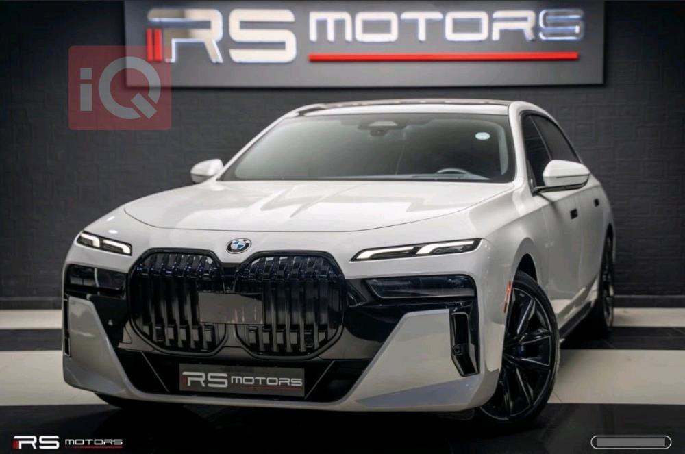 بي ام دبليو الفئة 7